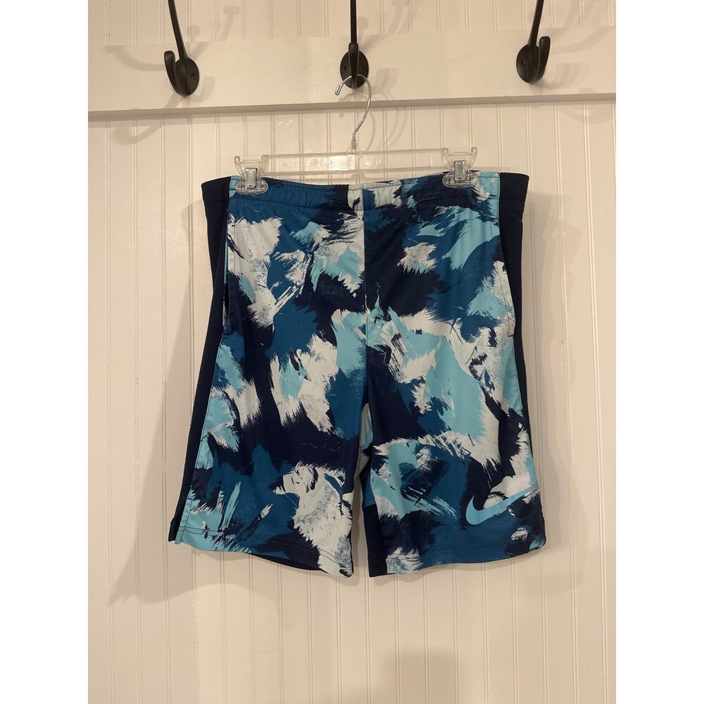 Nike Women's PRO Camouflage High Waisted Athletic Workout Biker Shorts